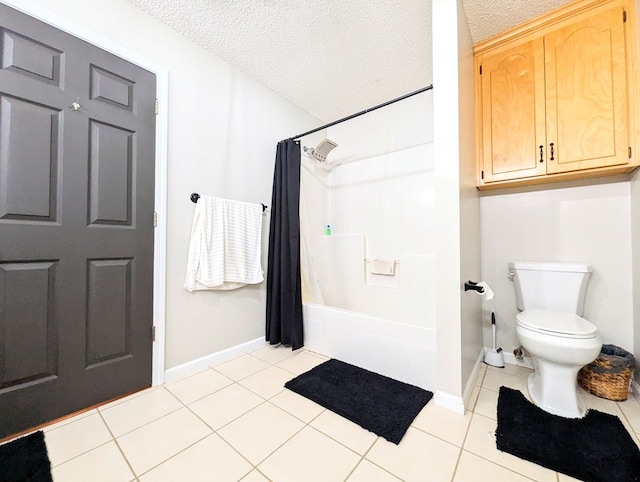 1370 Coach Rd, Slocomb, AL 36375 - full bath featuring a textured ceiling, tile patterned floors, and shower / bath combo