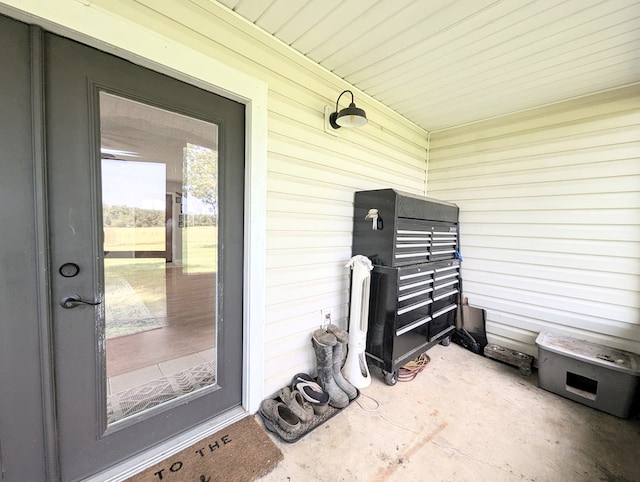 1370 Coach Rd, Slocomb, AL 36375 - view of exterior entry
