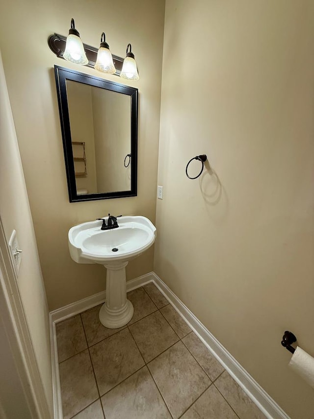 bathroom featuring tile patterned floors