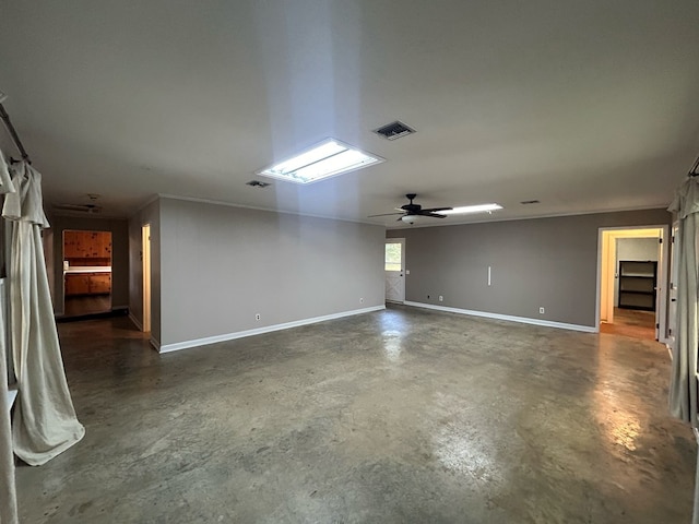 spare room with ceiling fan