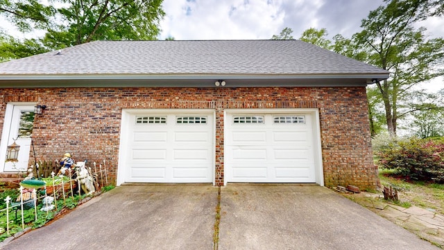 1109 Sanitary Dairy Rd, Cowarts, AL 36321 - garage featuring driveway