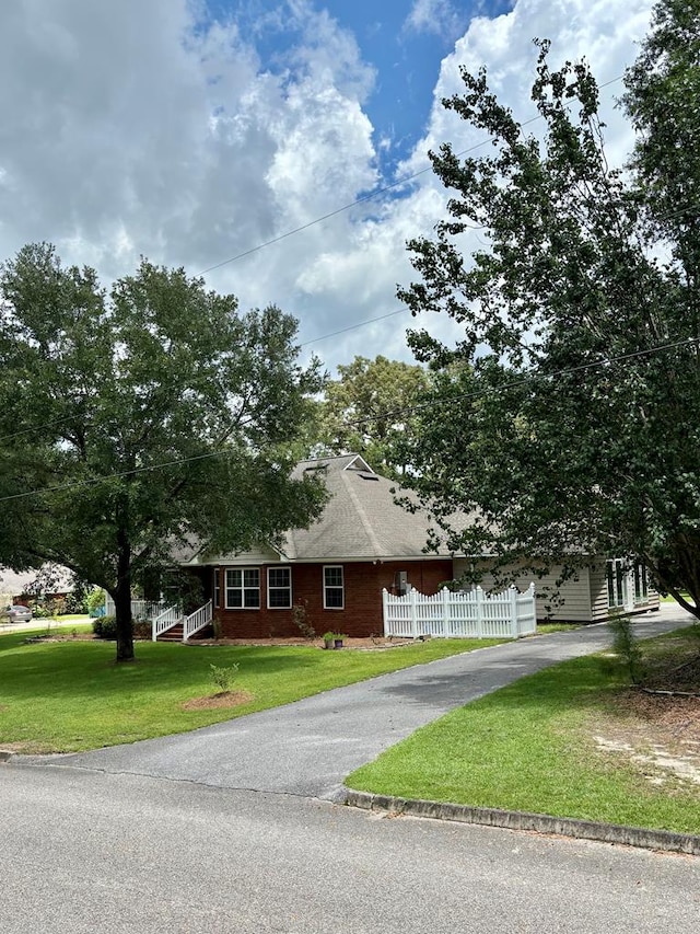 252 Red Maple Dr, Flomaton, AL 36441 - view of front facade with driveway