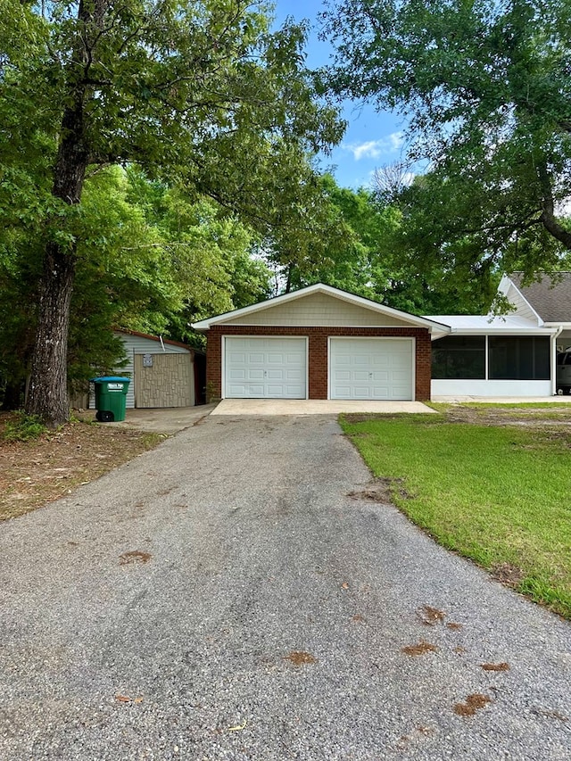 view of detached garage
