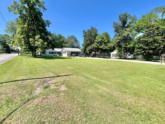 601 6th Ave, Ashford, AL 36312 - view of yard
