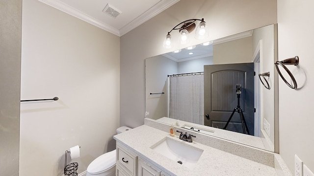 bathroom featuring a shower with shower curtain, vanity, toilet, and ornamental molding