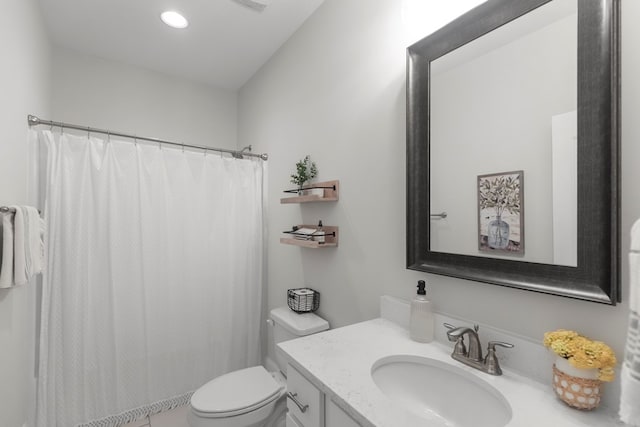 652 Charleston Mills Dr, Dothan, AL 36350 - bathroom featuring recessed lighting, vanity, a shower with curtain, and toilet