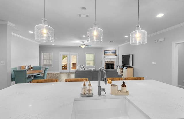 652 Charleston Mills Dr, Dothan, AL 36350 - kitchen featuring ornamental molding, recessed lighting, visible vents, and a ceiling fan
