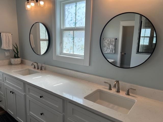 1015 Hardy Rd, Dothan, AL 36301 - bathroom featuring double vanity