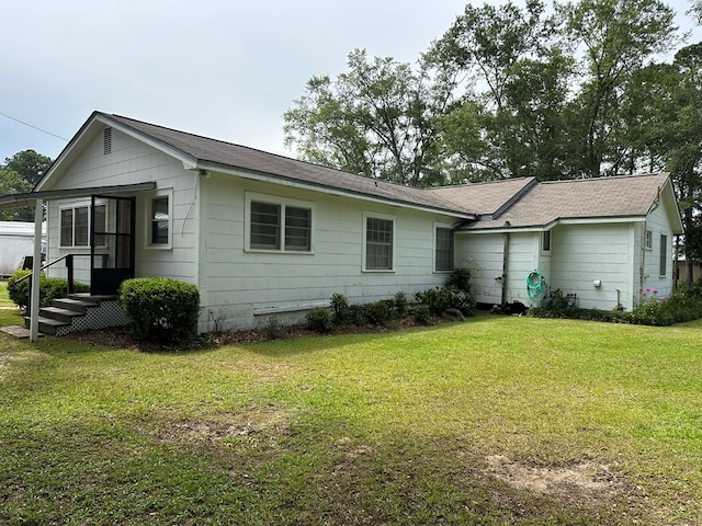 111 Helen St, Dothan, AL 36301 - single story home featuring a front lawn and a shingled roof