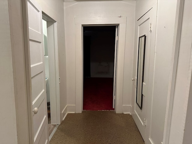 111 Helen St, Dothan, AL 36301 - corridor featuring carpet floors