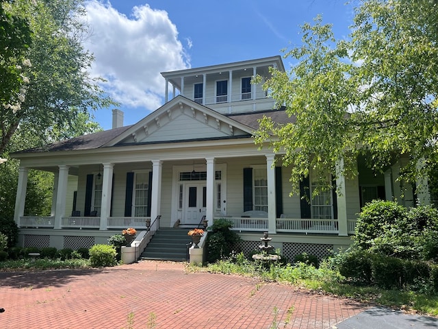 view of front facade with a porch