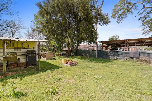 view of yard featuring fence