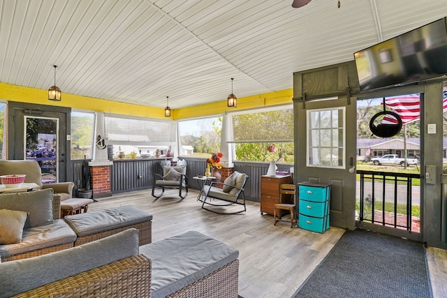 view of sunroom / solarium