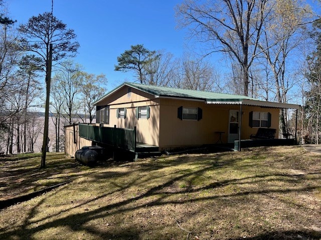 exterior space with a lawn