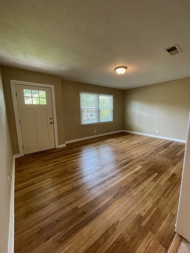 1103 Sassar St, Dothan, AL 36301 - entryway featuring wood finished floors and baseboards