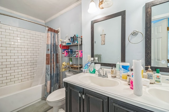 283 E King St, Newton, AL 36352 - full bath featuring double vanity, shower / bath combo, toilet, and crown molding
