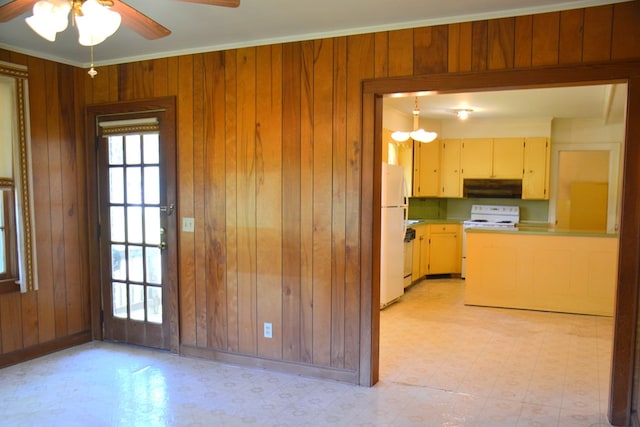 790 Claxton Ave, Elba, AL 36323 - kitchen featuring light floors, under cabinet range hood, white appliances, and ceiling fan