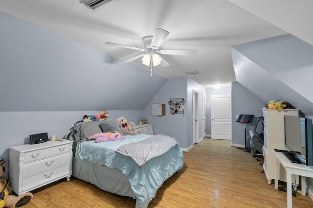 400 Bent Oak Dr, Dothan, AL 36303 - bedroom with light wood-style flooring, lofted ceiling, and a ceiling fan