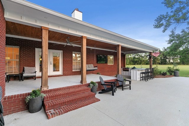 856 S County Rd 49, Dothan, AL 36301 - view of patio with a ceiling fan