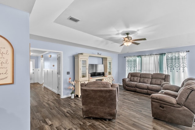404 Powder Horn Dr, Midland City, AL 36350 - living room with baseboards, visible vents, dark wood-style floors, and ceiling fan