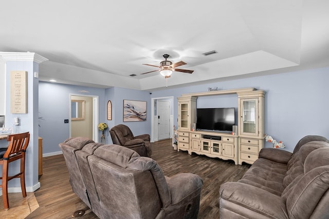 404 Powder Horn Dr, Midland City, AL 36350 - living room featuring baseboards, visible vents, dark wood-type flooring, and ceiling fan