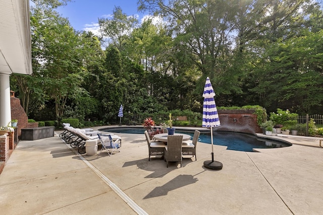 203 Liveoak Trl, Dothan, AL 36305 - view of swimming pool featuring a patio area and view of scattered trees