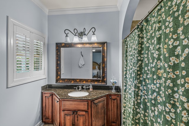 203 Liveoak Trl, Dothan, AL 36305 - full bathroom featuring ornamental molding, vanity, and a shower with curtain
