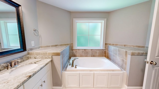 174 Ridgecrest Loop, Dothan, AL 36301 - bathroom featuring vanity and a garden tub