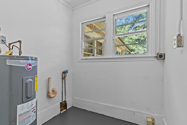 700 S Lakeview, Dothan, AL 36301 - utilities featuring water heater
