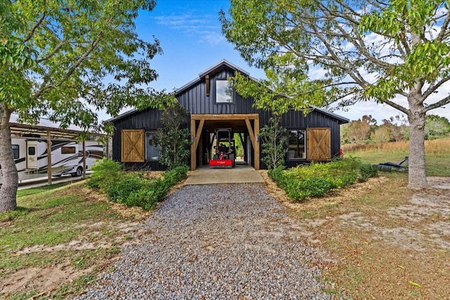 view of outbuilding