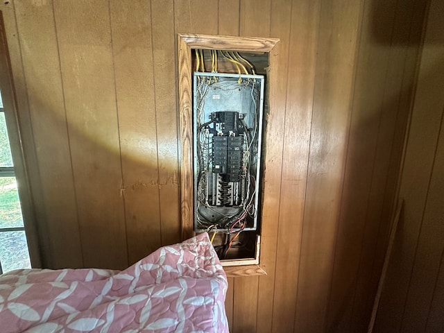 7 November Rd, Ashford, AL 36312 - bedroom with wood walls and electric panel