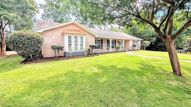5 Walford Pl, Dothan, AL 36301 - single story home with brick siding and a front yard