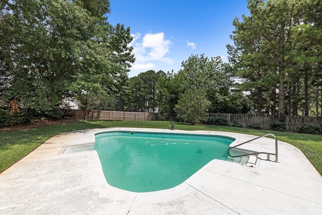 707 Edinburgh Way, Dothan, AL 36305 - view of swimming pool with a fenced in pool, a fenced backyard, a lawn, and a patio area