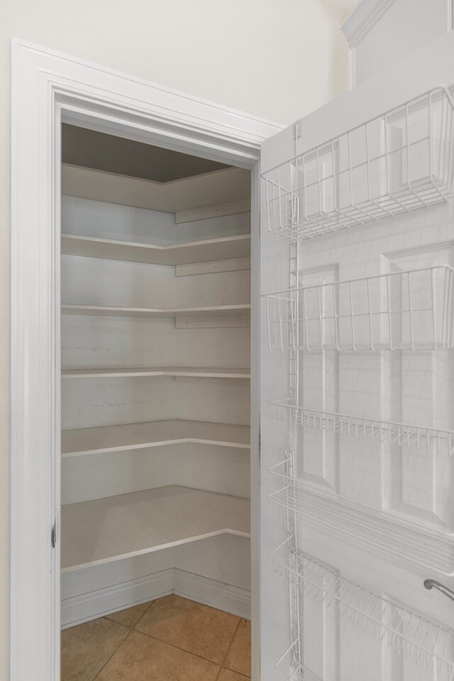 707 Edinburgh Way, Dothan, AL 36305 - view of pantry