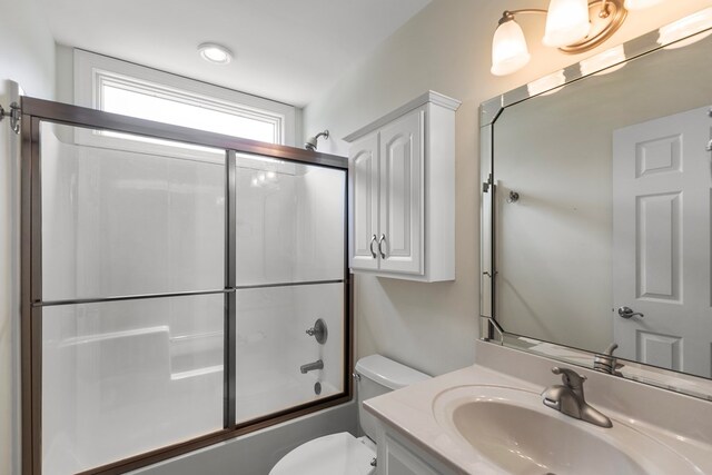 707 Edinburgh Way, Dothan, AL 36305 - full bathroom featuring toilet, enclosed tub / shower combo, and vanity