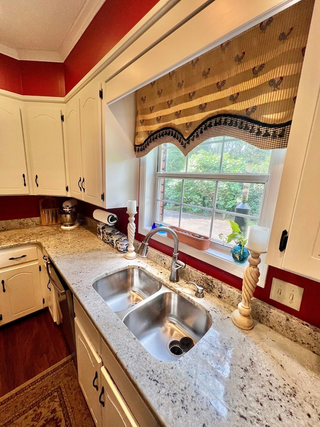 508 N Englewood Ave, Dothan, AL 36303 - kitchen featuring crown molding, white cabinets, and light stone countertops