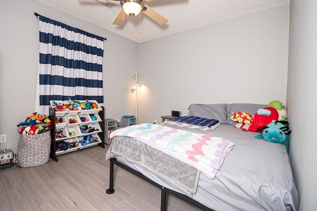 52 Oakwood Dr, Midland City, AL 36350 - bedroom featuring wood finished floors and ceiling fan