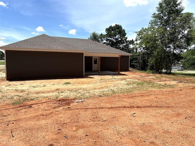 729 Sandstone Dr, Dothan, AL 36303 - view of front of home featuring a shingled roof