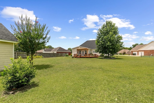 409 Drake Dr, Dothan, AL 36605 - view of yard featuring a deck