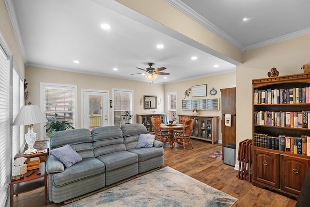 409 Drake Dr, Dothan, AL 36605 - living area with crown molding, wood finished floors, recessed lighting, and a ceiling fan