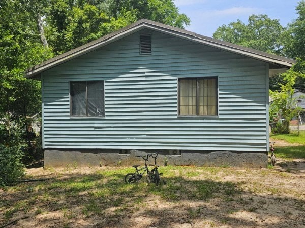 view of home's exterior