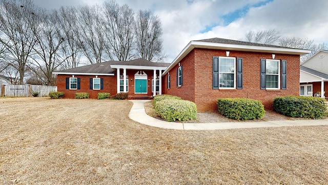 view of front of home with a front yard