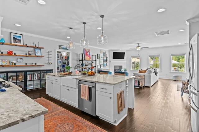 kitchen with dark wood-style floors, recessed lighting, visible vents, white cabinets, and appliances with stainless steel finishes