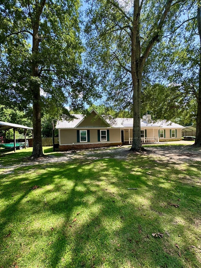 109 Pinehurst Dr, Ashford, AL 36312 - view of front of house featuring a front lawn