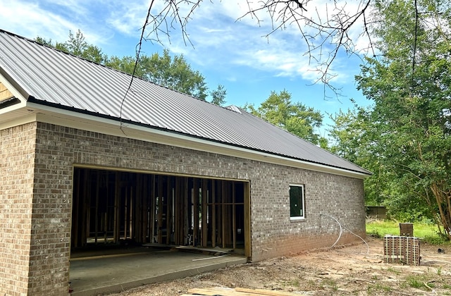 view of home's exterior