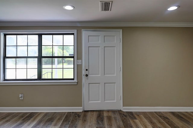 382 Timbers Dr, Dothan, AL 36301 - entryway featuring crown molding, baseboards, dark wood-style floors, and recessed lighting