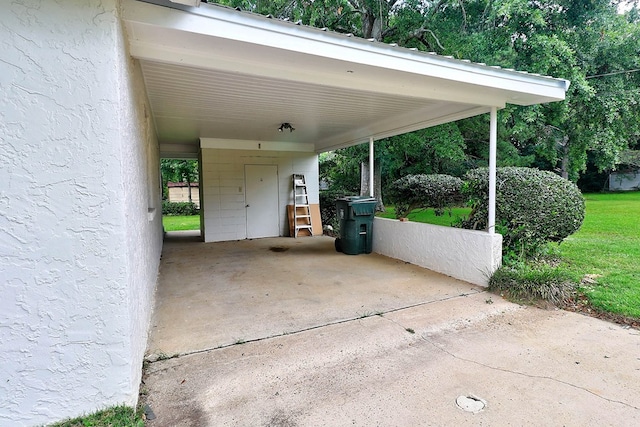 382 Timbers Dr, Dothan, AL 36301 - view of parking with a carport
