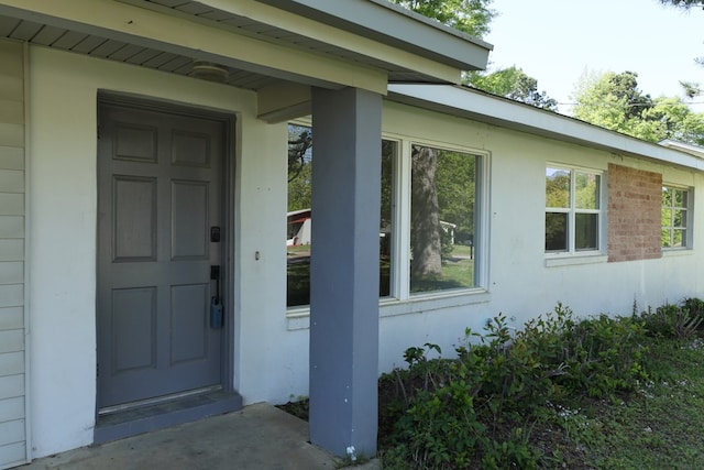 view of exterior entry