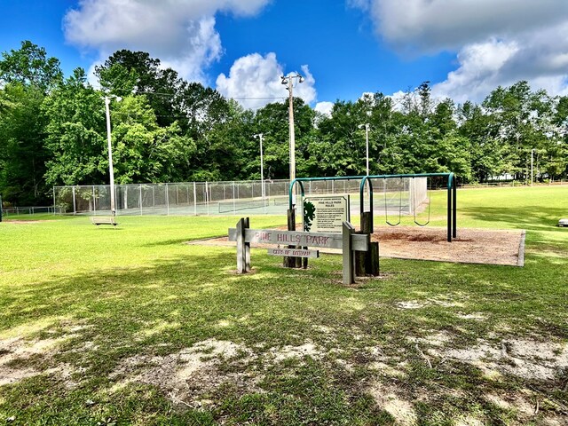 103 Peartree Cir, Dothan, AL 36301 - view of community