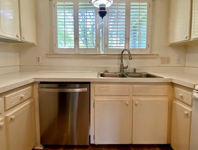 103 Peartree Cir, Dothan, AL 36301 - kitchen with dishwasher, a sink, light countertops, and white cabinetry